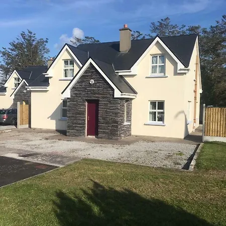 Holiday home Purple Door
